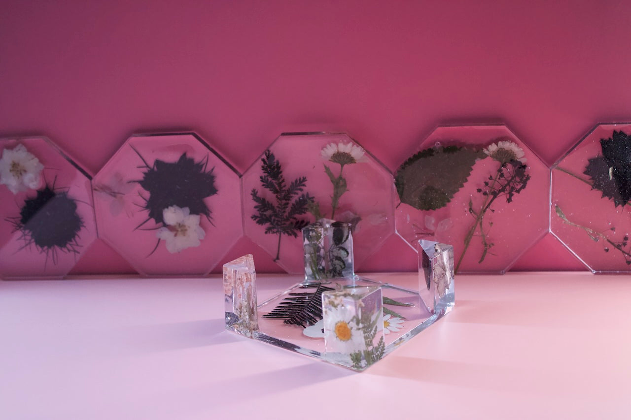 BLACK AND WHITE FLORAL OCTAGON COASTER SET