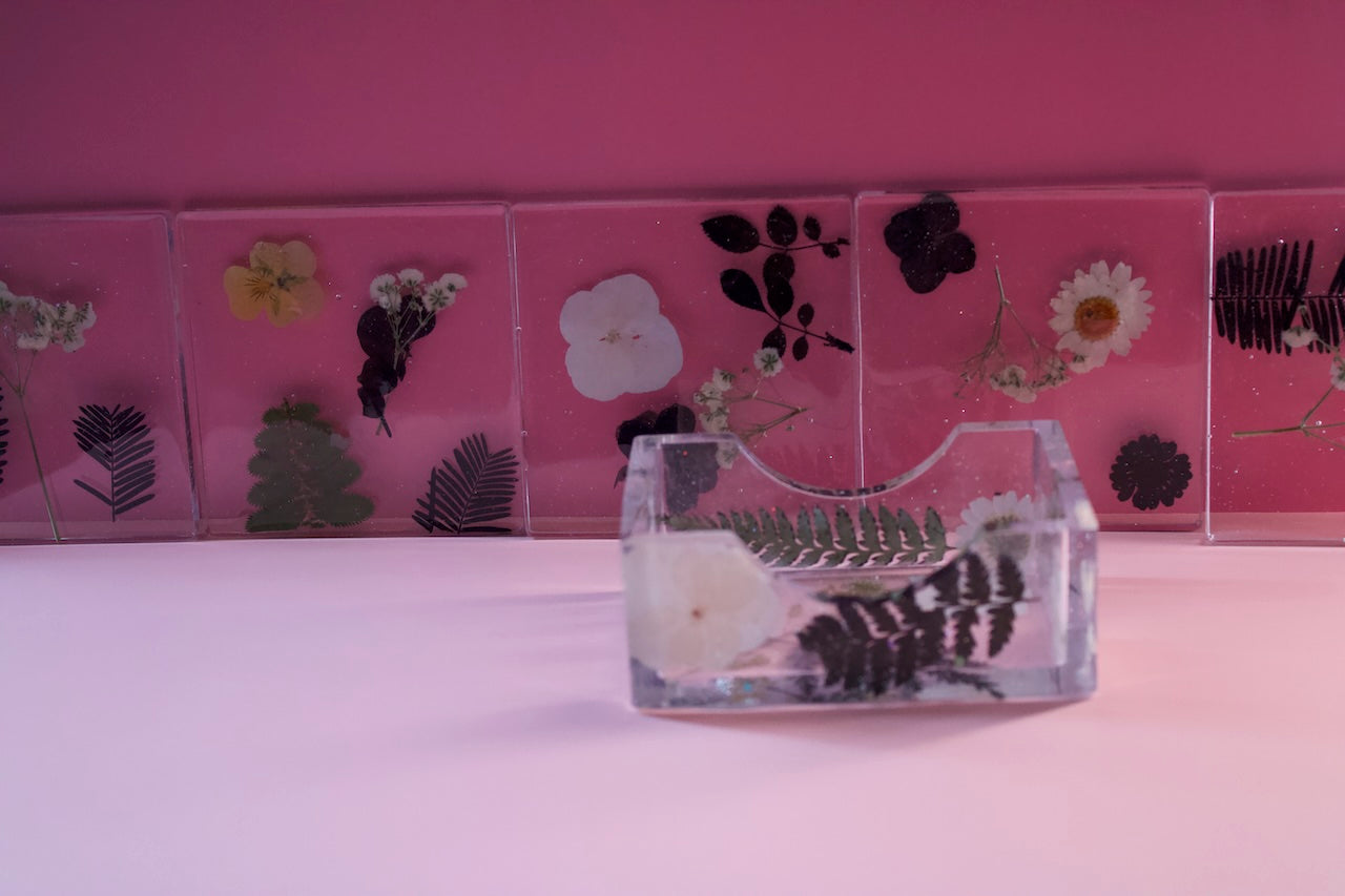 BLACK AND WHITE FLORAL SQUARE COASTER SET