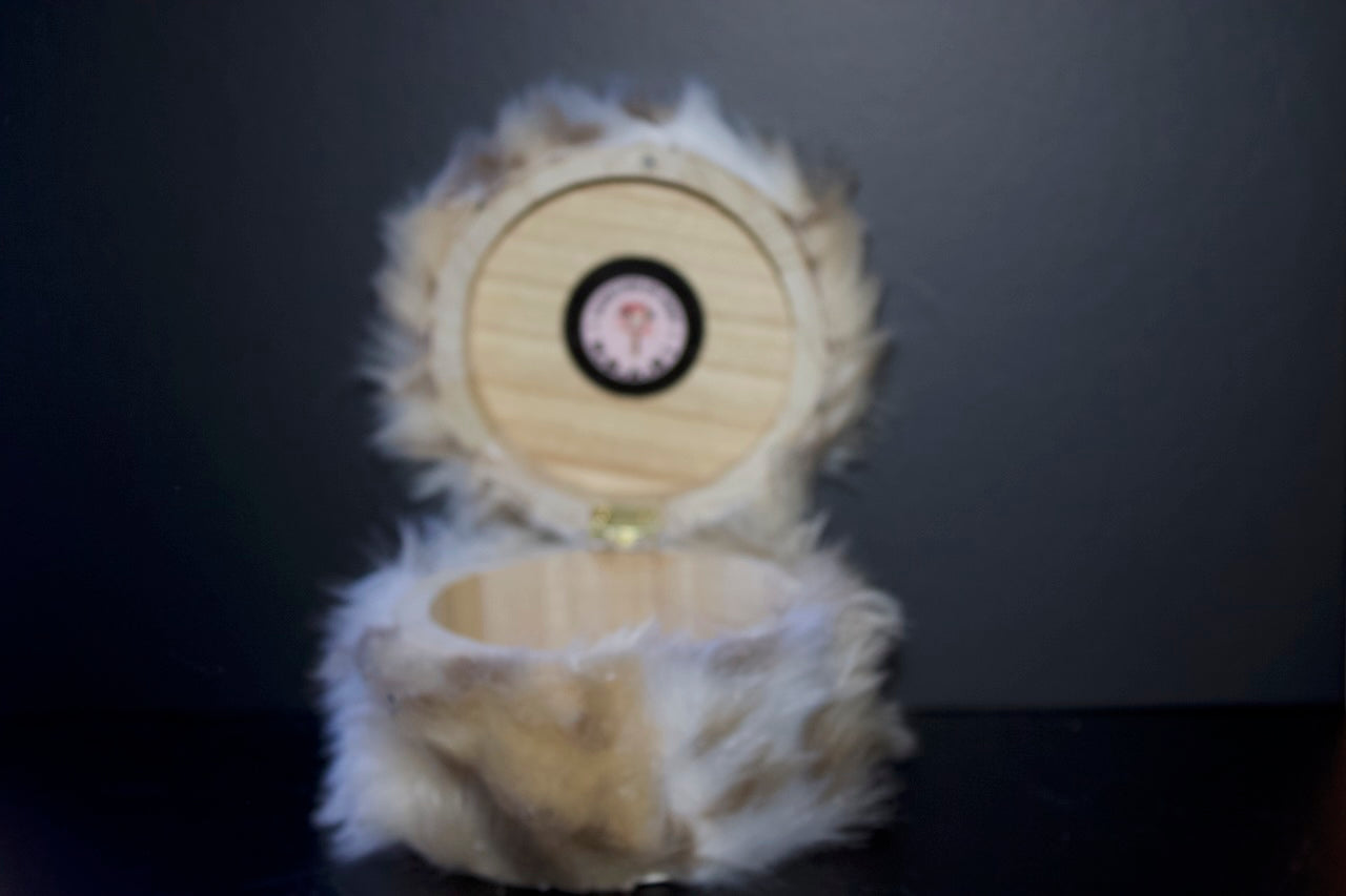 FOXXYY FAUX SMALL CHEST