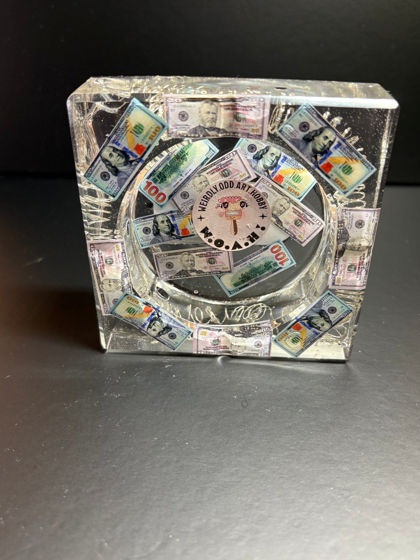 MONEY LIGHT UP ASHTRAY