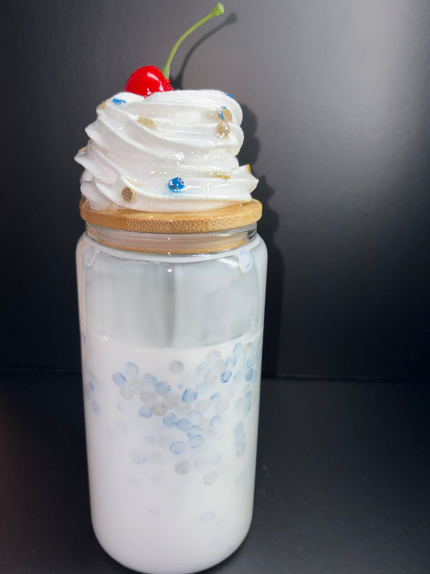 COOKIE MONSTER AND MILK 16 OZ GLASS CUP