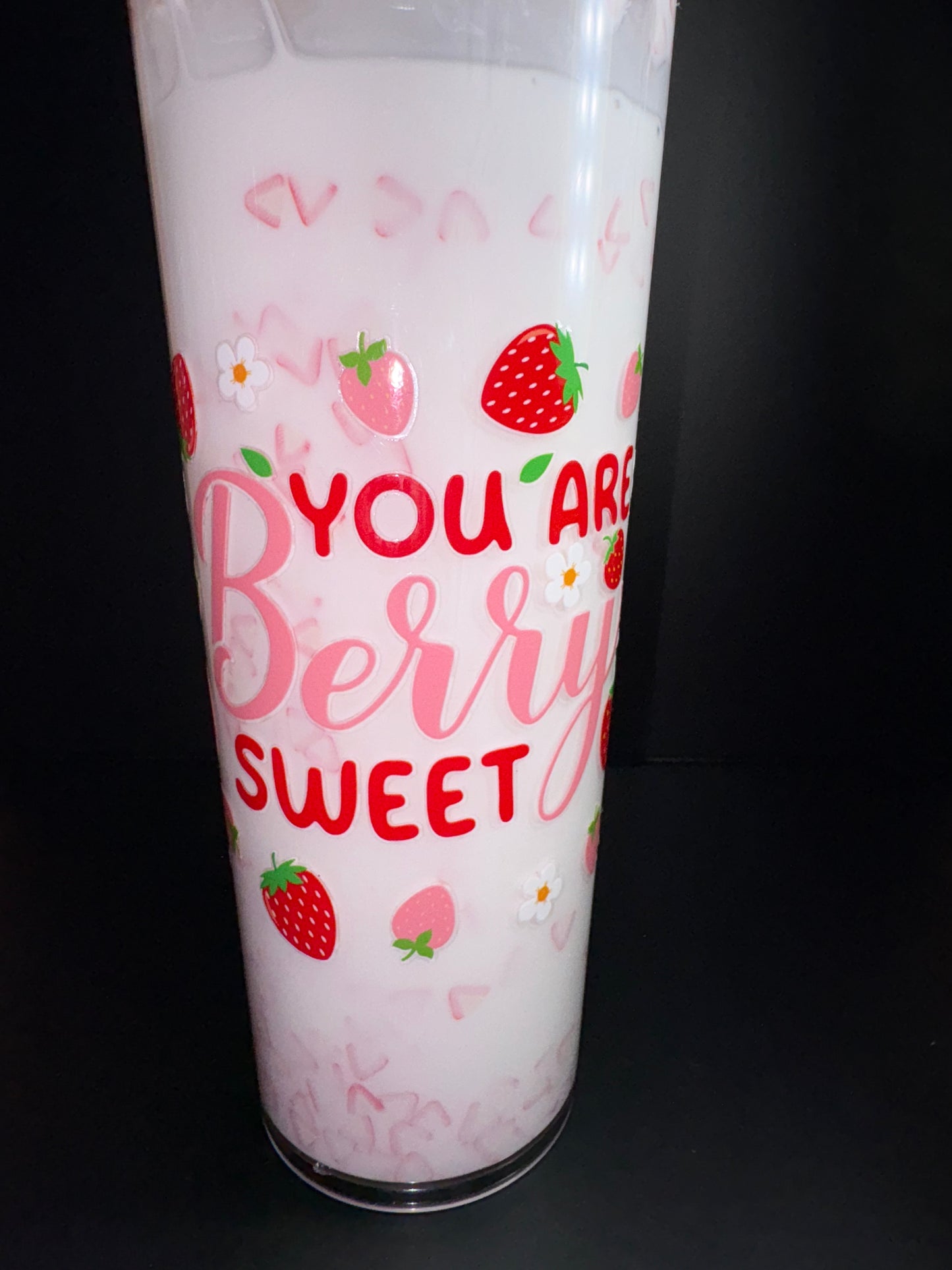 STRAWBERRIES AND CREAM 24 OZ PLASTIC SNOW GLOBE