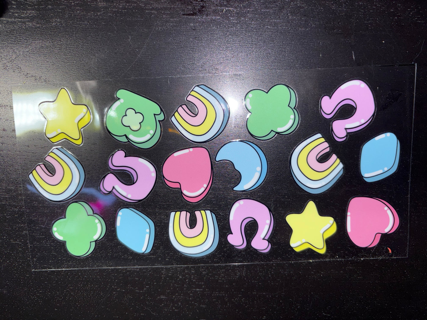 LUCKY CHARM CLASSIC DECAL