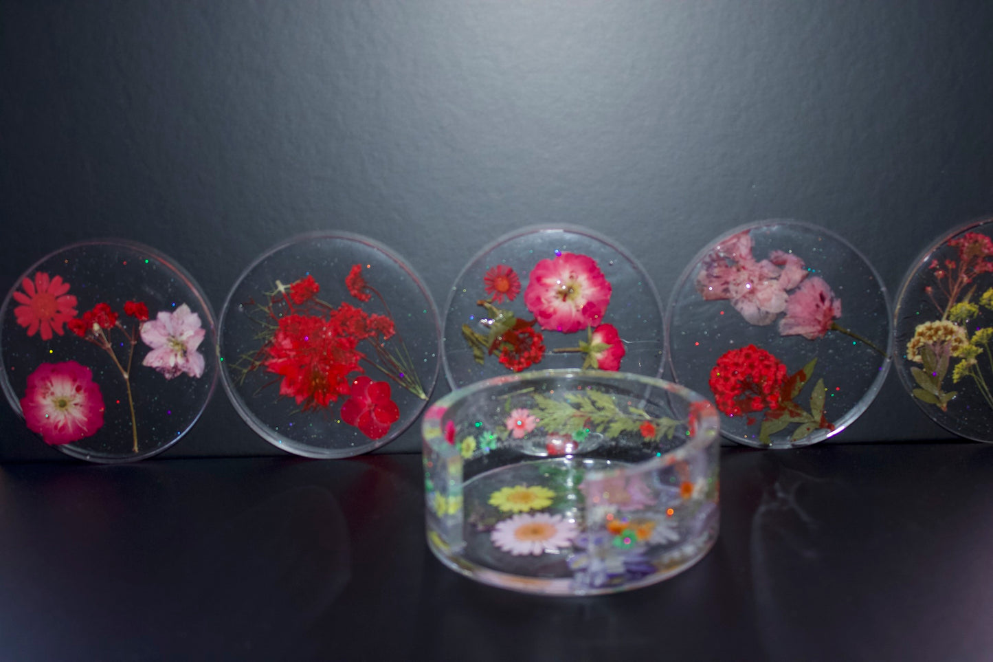 MULTI-COLOR FLORAL ROUND COASTER SET