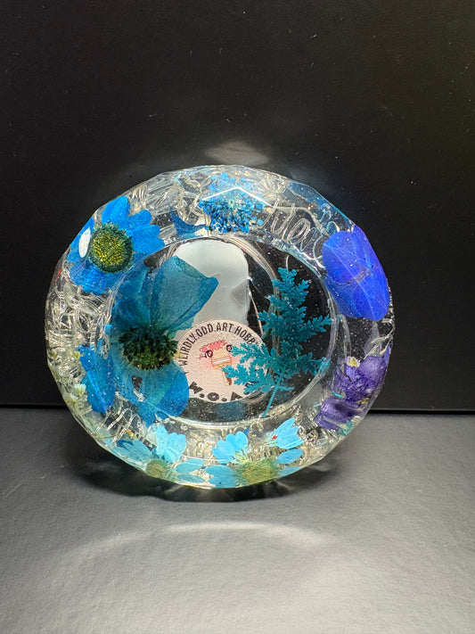 BLUE SLIM OCTAGON LIGHT UP ASHTRAY
