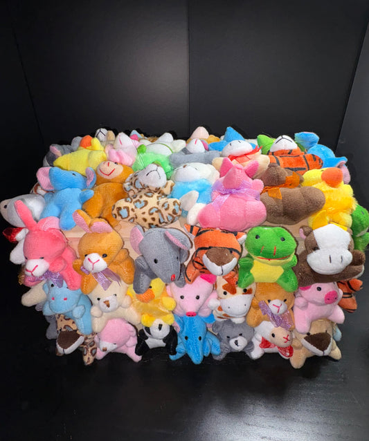 LARGE PLUSH CHEST